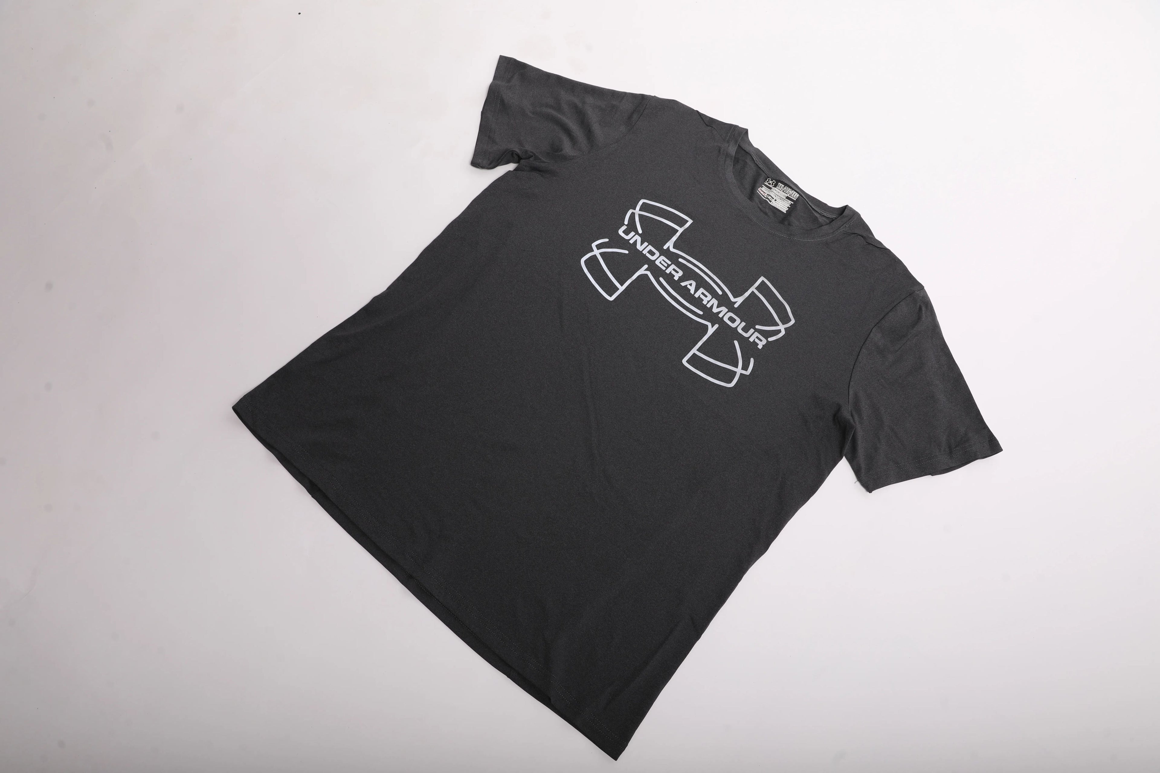 Men's Perf Tee with Side Accents